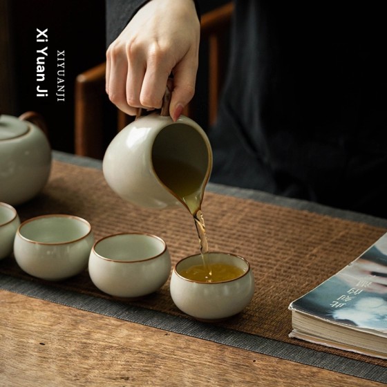 汝窯の急須セット（じょようのきゅうすセット）